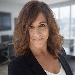 Danni Hernandez - Branch Manager/Agent